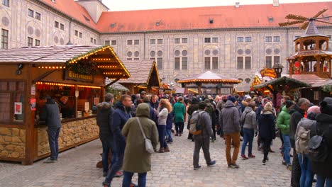Mercado-de-Navidad-en-Munich-Residenz