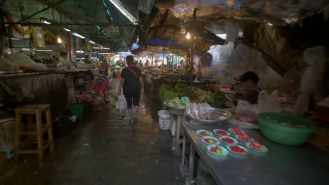 Walking-Through-Bangkok-Market
