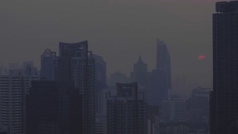 Bangkok-Skyline-Timelapse-at-Sunset