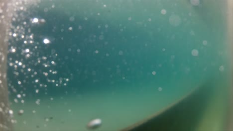 Underwater-Bubbles-2