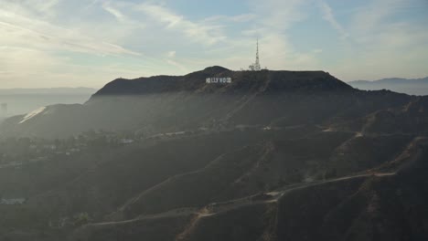 Flying-Towards-Hollywood-Sign