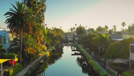 Venice-Canals-Neighborhood-Los-Angeles