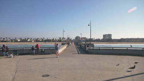 Leute-Auf-Venedig-Fishing-Pier-La