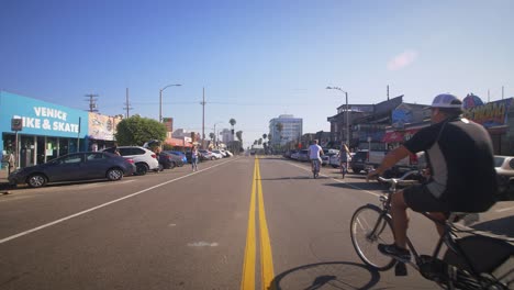 Road-Near-Venice-Beach-LA