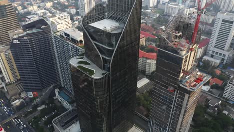 Flying-Around-Skyscraper-in-Bangkok