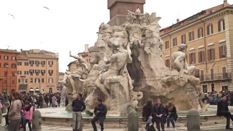 Fontana-dei-Quattro-Fiumi-in-Rome