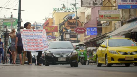 Woman-Advertising-Massages-in-Bangkok