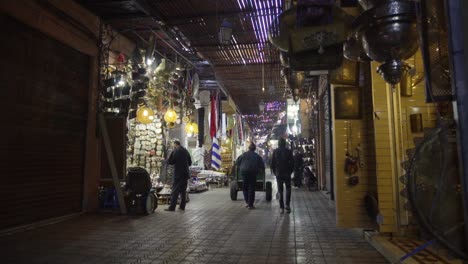 Tracking-Through-Moroccan-Market