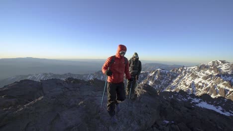 Mountaineers-in-Atlas-Mountains