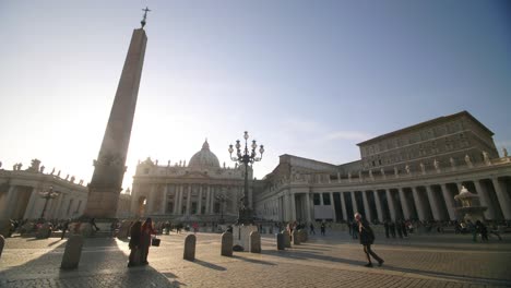 Vatikan-Obelisk-Bei-Sonnenuntergang