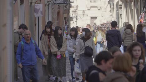 Touristen-In-Rom-Italien
