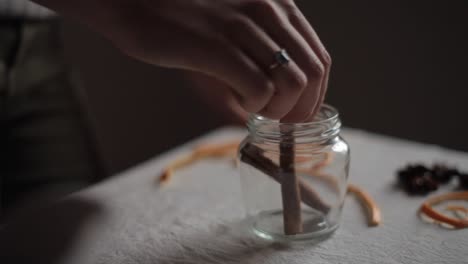 Creating-Jar-of-Spices