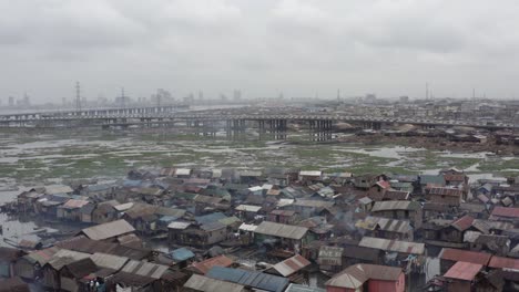 Dron-De-La-Comunidad-De-Zancos-De-Makoko-04