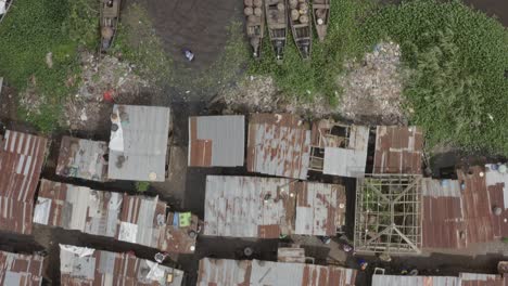 Lagos-River-Edge-Drohne-02