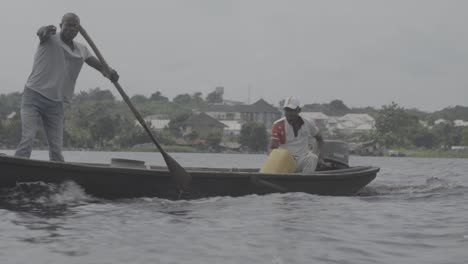 Boat-on-River-Nigeria-04