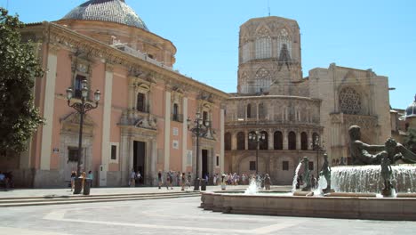 Kathedrale-Und-Basilika-Von-Valencia