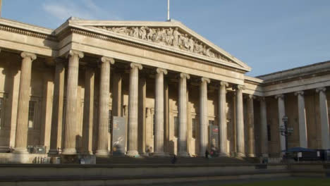 Haupteingang-Des-Britischen-Museums-London