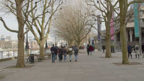Pedestrians-Walking-On-Southbank-Central-London