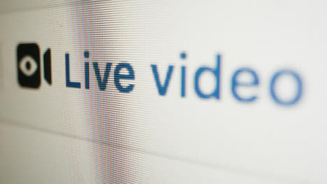 Close-Up-Clicking-Facebook-Create-Live-Video-Button