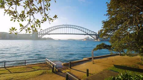 Sunny-Morning-View-of-Sydney-Harbour-Bridge