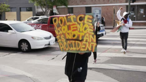 Hollywood-Leute-Mit-Polizeiprotestschildern