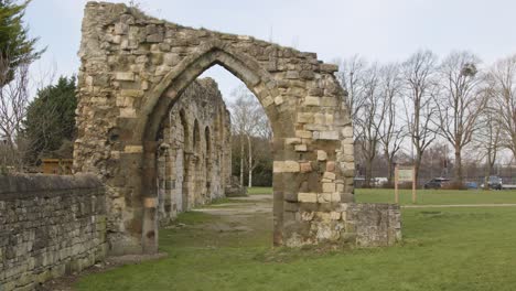 Tracking-Shot-of-St-Oswalds-Priory-Ruins