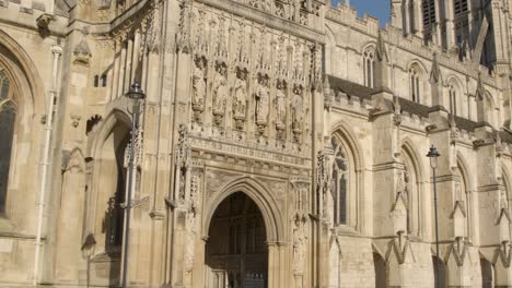 Panning-Shot-Looking-Up-at-the-Gloucester-Cathedral-