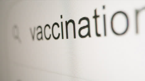 Extreme-Nahaufnahme,-Impfung-In-Der-Google-Suchleiste-Eingeben