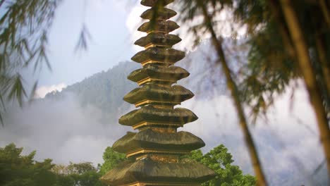 Handheld-Long-Shot-of-Pura-Ulun-Danu-Bratan-Temple