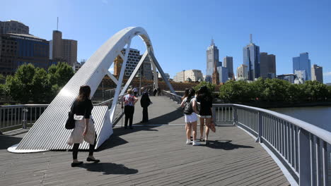 Melbourne-Australien-Fußgängerbrücke-Yarra-River.