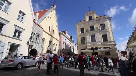 Tallinn-Estonia-tourists-in-a-plaza