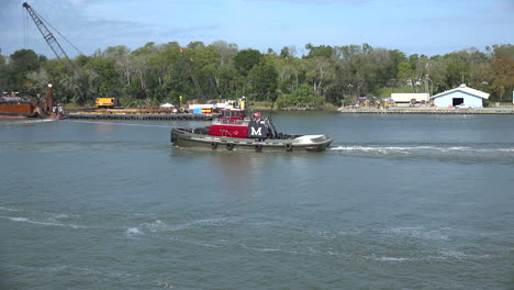 Georgia-Tug-boat-on-the-Savannah-River