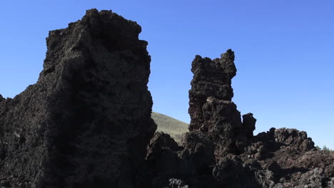 Lava-Beds-National-Monument-lava-pillars-and-blue-sky