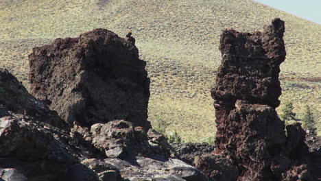 Lava-Beds-National-Monument-pillars-of-lava