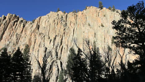 Cimarron-Canyon-New-Mexico-dramatic-rocks
