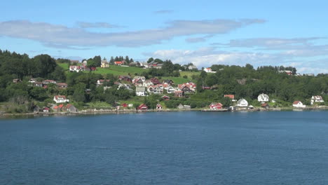 Stavanger-Norway-Hogsfjordens-houses