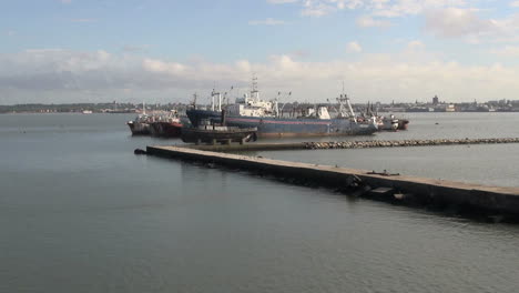 Uruguay-Montevideo-Lotsenboot-Im-Hafen