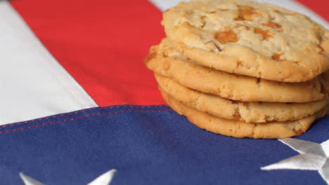 Primer-Plano-Extremo-De-La-Bandera-De-Estados-Unidos-Giratoria-Con-Cookies