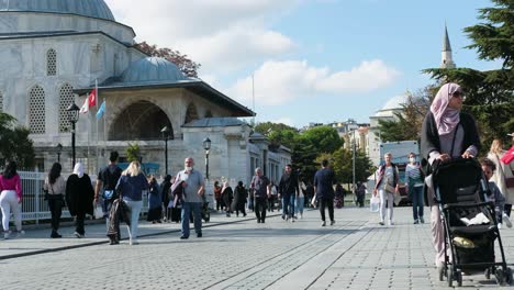 Wide-Shot-of-People-Walking-In-Sultanahmet-Square-In-Istanbul