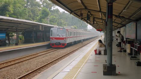 Wide-Shot-of-Train-Station-in-Jakarta