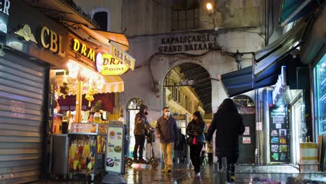 Wide-Shot-of-Grand-Bazaar-in-the-Rain