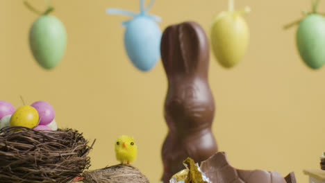 Tracking-Shot-of-Mixed-Easter-Confectionary