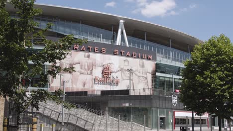 Exterior-The-Emirates-Stadium-Home-Ground-Arsenal-Football-Club-London-2