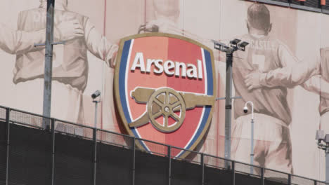 Außenansicht-Des-Emirates-Stadium-Heimstadion-Arsenal-Football-Club-London-7