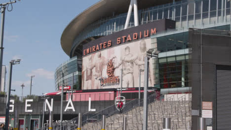 Exterior-The-Emirates-Stadium-Home-Ground-Arsenal-Football-Club-London-9