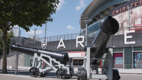 Canons-Outside-The-Emirates-Stadium-Home-Ground-Arsenal-Football-Club-London-2