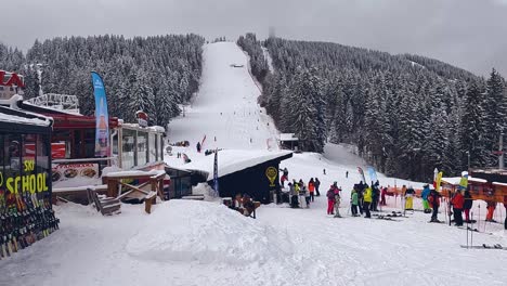 Ski-School-Cafe-Ski-Pass-Shops-At-Base-Of-Ski-Resort-Mountain