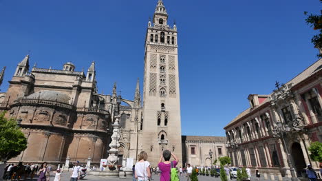 Sevilla-Giralda-Turm-Bei-Der-Kathedrale