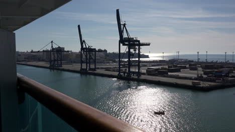 Spain-Cadiz-Loading-Cranes-From-Ship