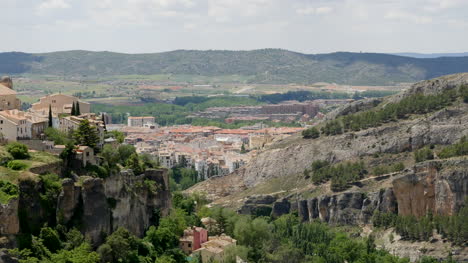 Spanien-Cuenca-Blick-Auf-Die-Stadt